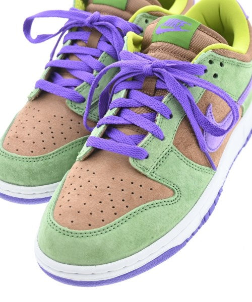 NIKE รองเท้าผ้าใบ