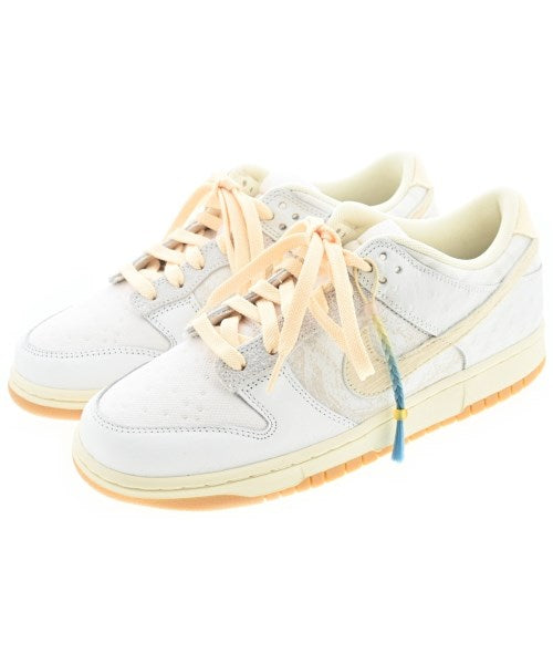 NIKE รองเท้าผ้าใบ
