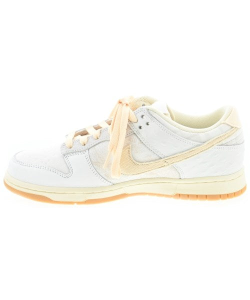NIKE รองเท้าผ้าใบ