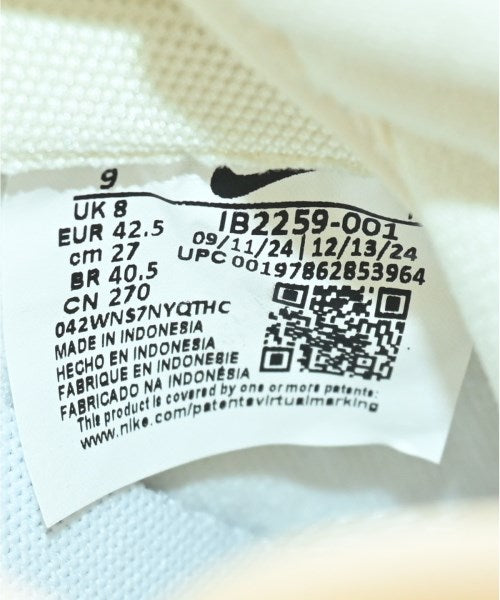 NIKE รองเท้าผ้าใบ