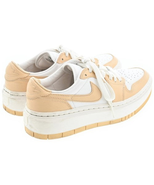 NIKE รองเท้าผ้าใบ