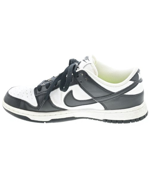 NIKE รองเท้าผ้าใบ