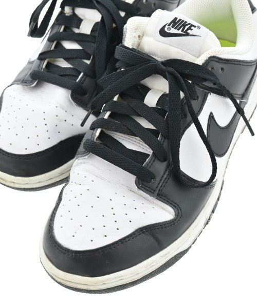 NIKE รองเท้าผ้าใบ