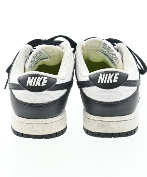 NIKE รองเท้าผ้าใบ