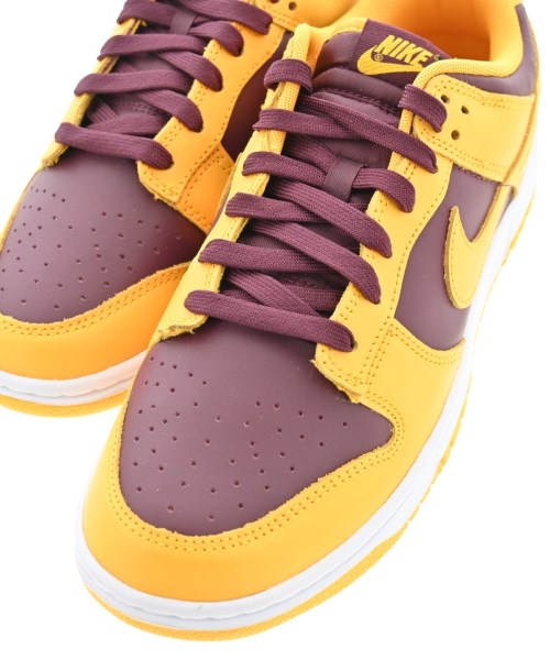 NIKE รองเท้าผ้าใบ