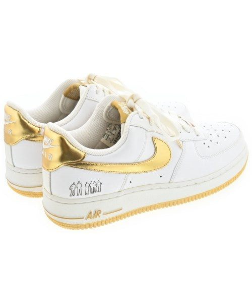 NIKE รองเท้าผ้าใบ