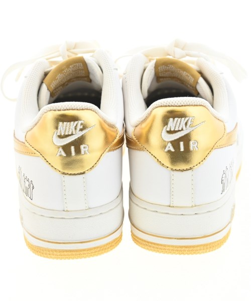 NIKE รองเท้าผ้าใบ