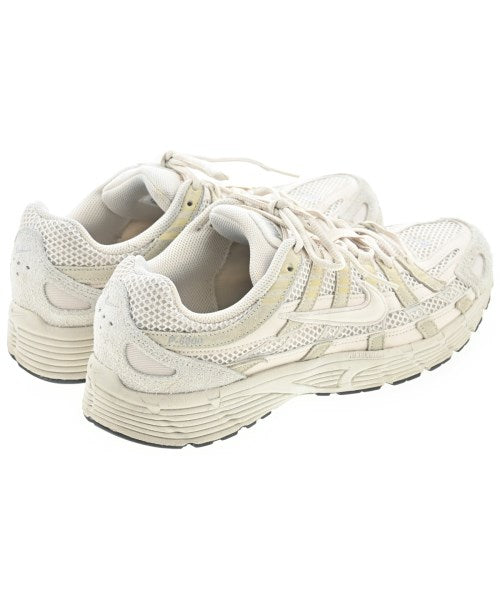NIKE รองเท้าผ้าใบ