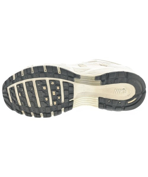 NIKE รองเท้าผ้าใบ