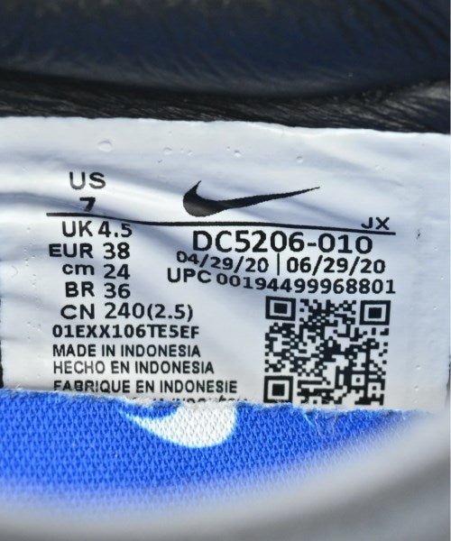 NIKE รองเท้าผ้าใบ