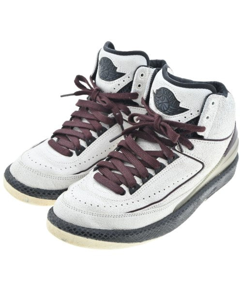 NIKE รองเท้าผ้าใบ