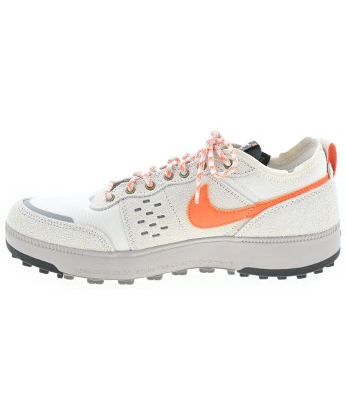 NIKE รองเท้าผ้าใบ