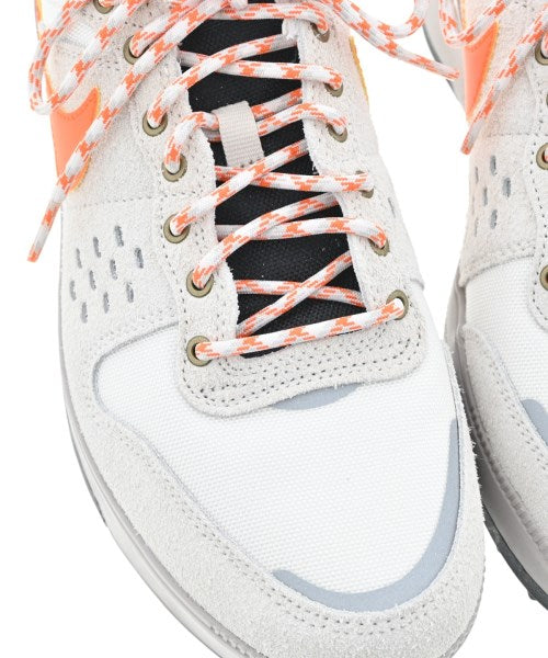 NIKE รองเท้าผ้าใบ