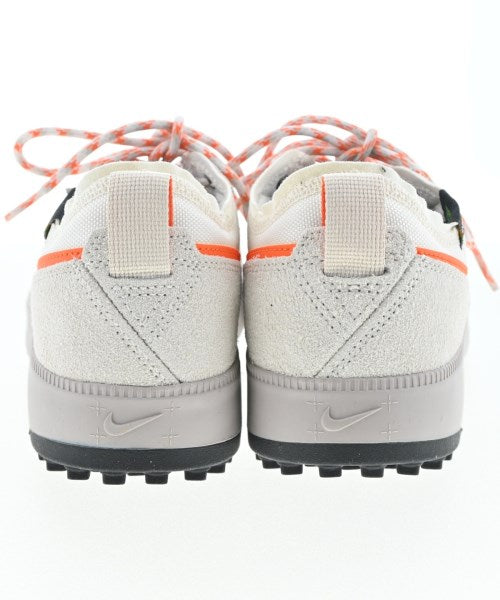 NIKE รองเท้าผ้าใบ
