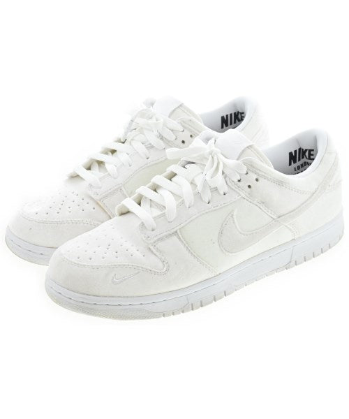 NIKE รองเท้าผ้าใบ