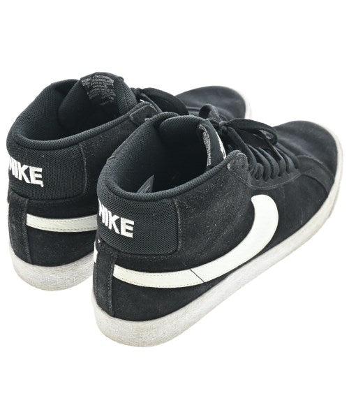 NIKE รองเท้าผ้าใบ