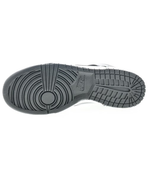 NIKE รองเท้าผ้าใบ