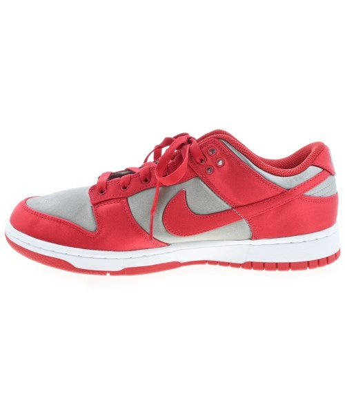 NIKE รองเท้าผ้าใบ