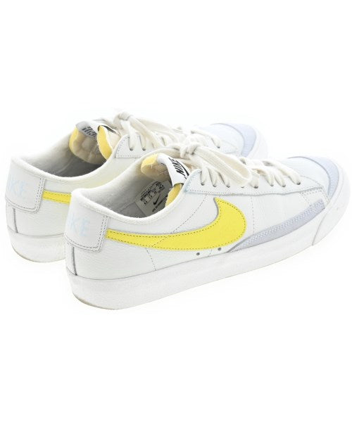 NIKE รองเท้าผ้าใบ