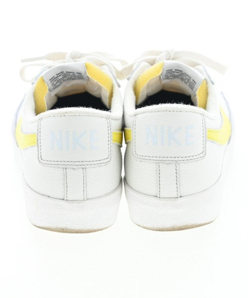 NIKE รองเท้าผ้าใบ