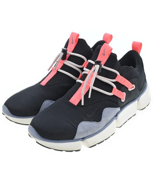 NIKE รองเท้าผ้าใบ