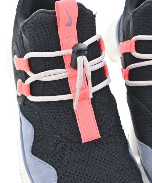 NIKE รองเท้าผ้าใบ