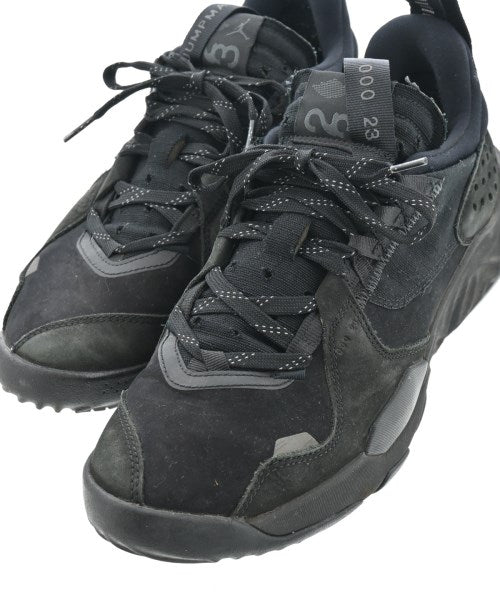 NIKE รองเท้าผ้าใบ
