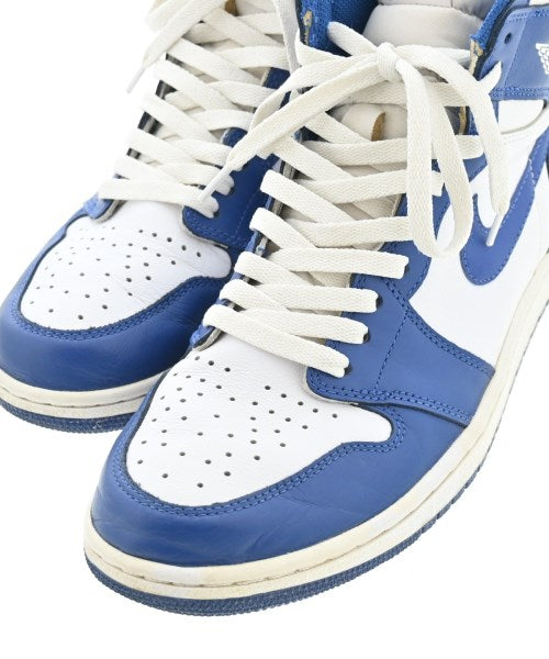 NIKE รองเท้าผ้าใบ
