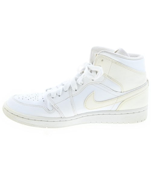 NIKE รองเท้าผ้าใบ