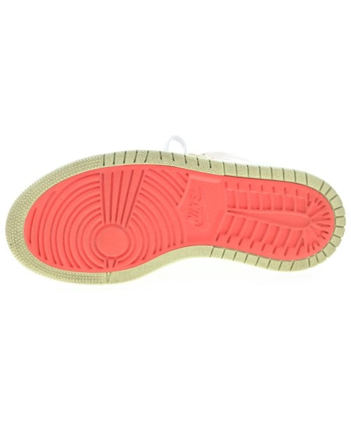 NIKE รองเท้าผ้าใบ