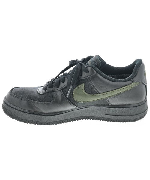 NIKE รองเท้าผ้าใบ