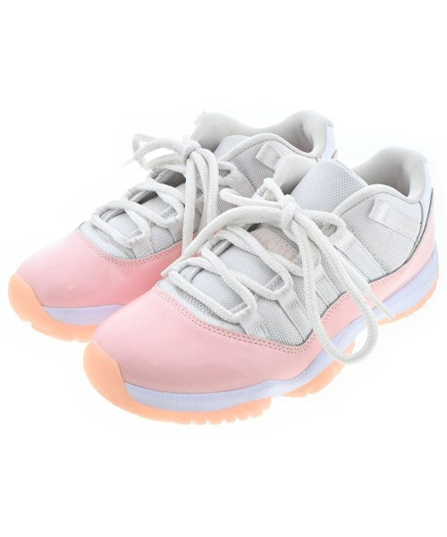 NIKE รองเท้าผ้าใบ