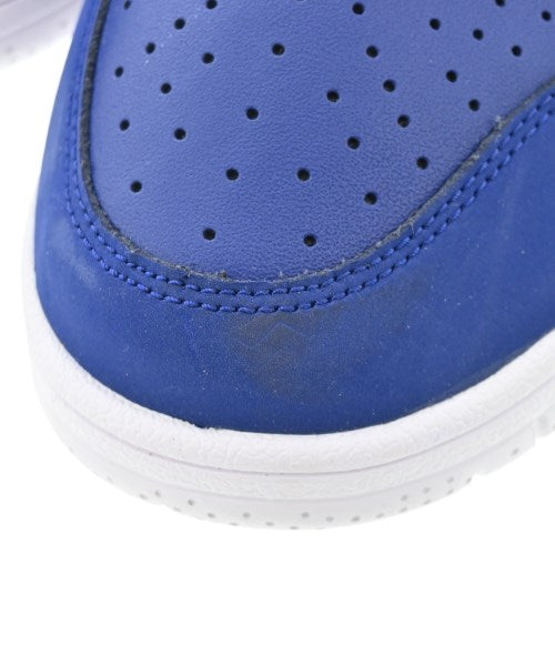 NIKE รองเท้าผ้าใบ