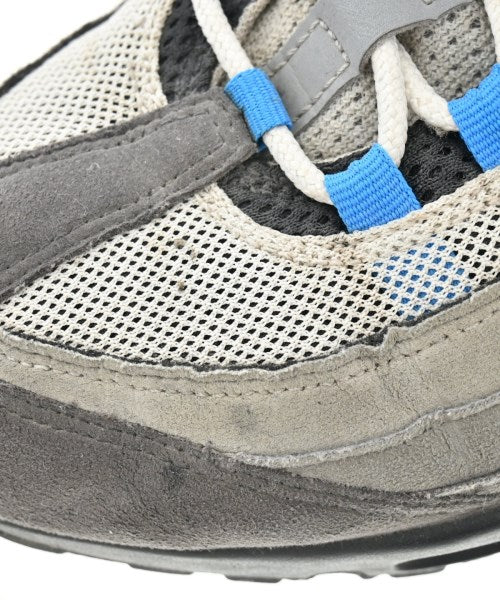 NIKE รองเท้าผ้าใบ