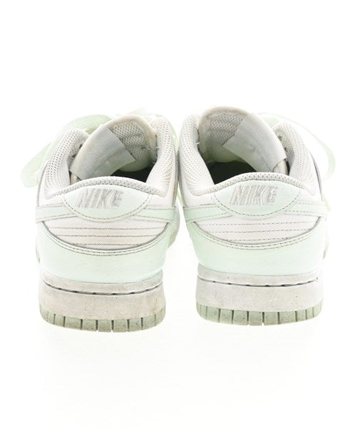 NIKE รองเท้าผ้าใบ