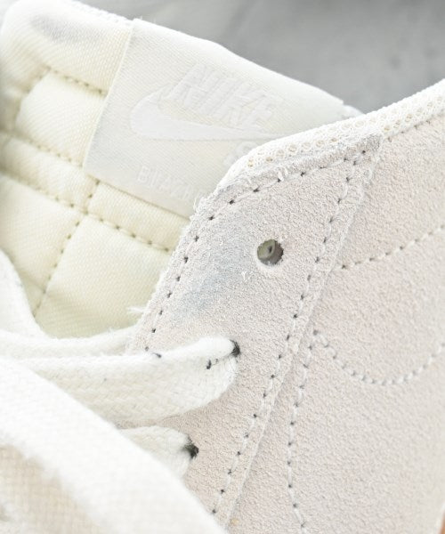NIKE รองเท้าผ้าใบ