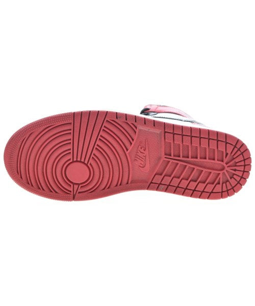 NIKE รองเท้าผ้าใบ