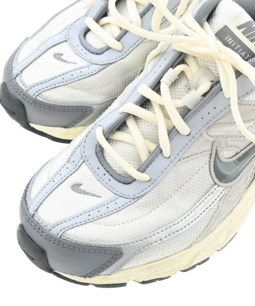 NIKE รองเท้าผ้าใบ