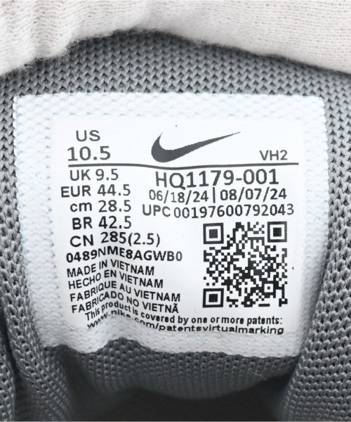 NIKE รองเท้าผ้าใบ