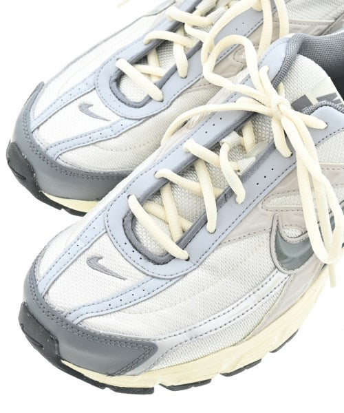 NIKE รองเท้าผ้าใบ