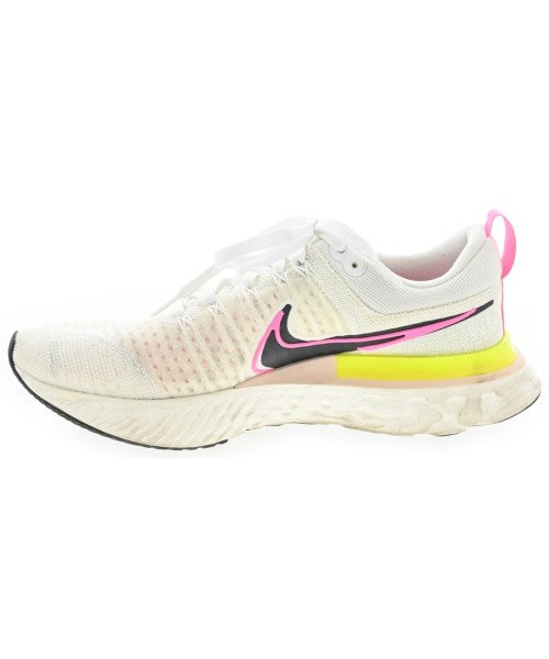 NIKE รองเท้าผ้าใบ