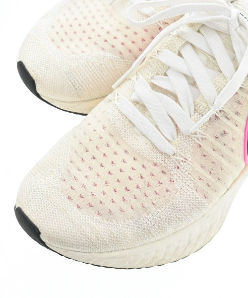 NIKE รองเท้าผ้าใบ