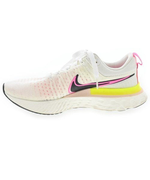 NIKE รองเท้าผ้าใบ