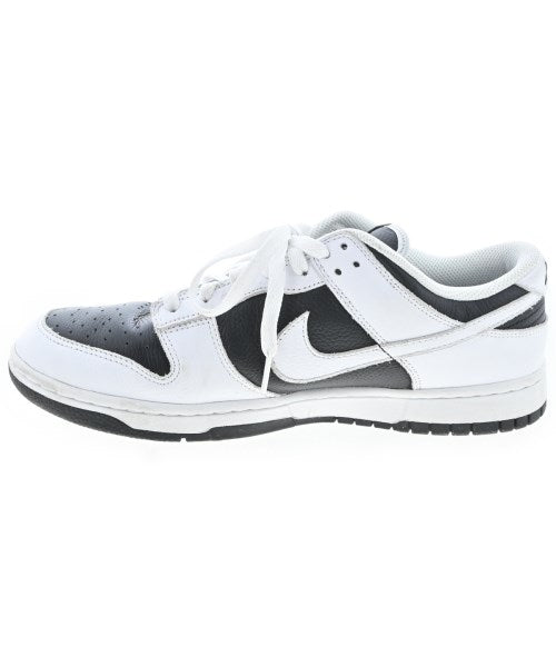 NIKE รองเท้าผ้าใบ