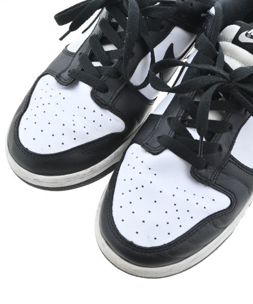 NIKE รองเท้าผ้าใบ