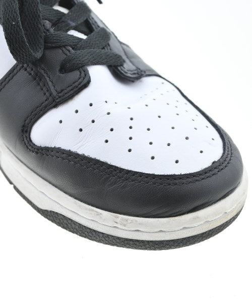 NIKE รองเท้าผ้าใบ