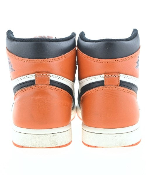 NIKE รองเท้าผ้าใบ