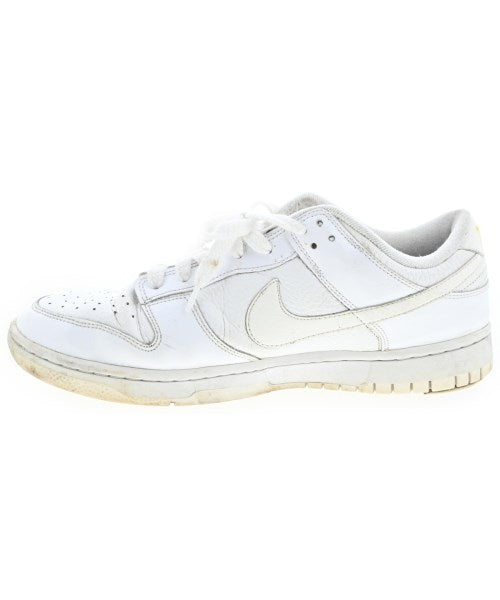 NIKE รองเท้าผ้าใบ