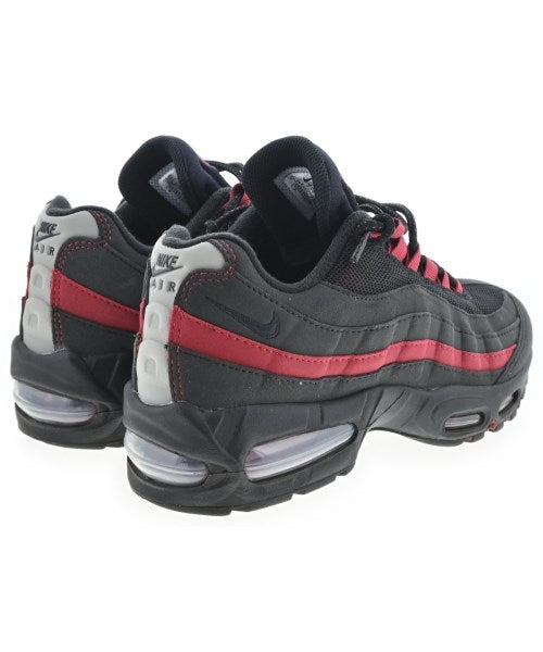 NIKE รองเท้าผ้าใบ