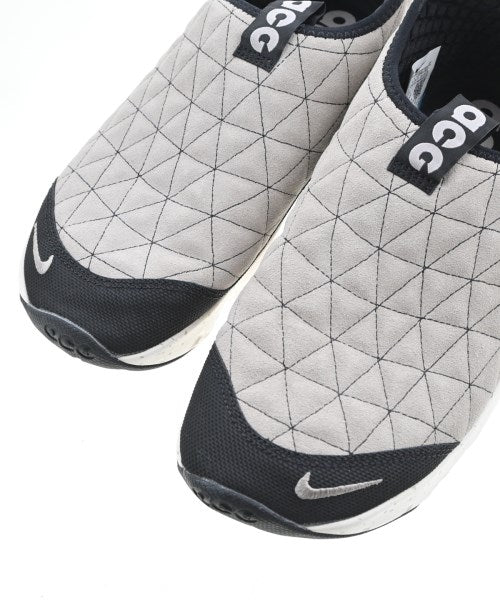 NIKE รองเท้าผ้าใบ